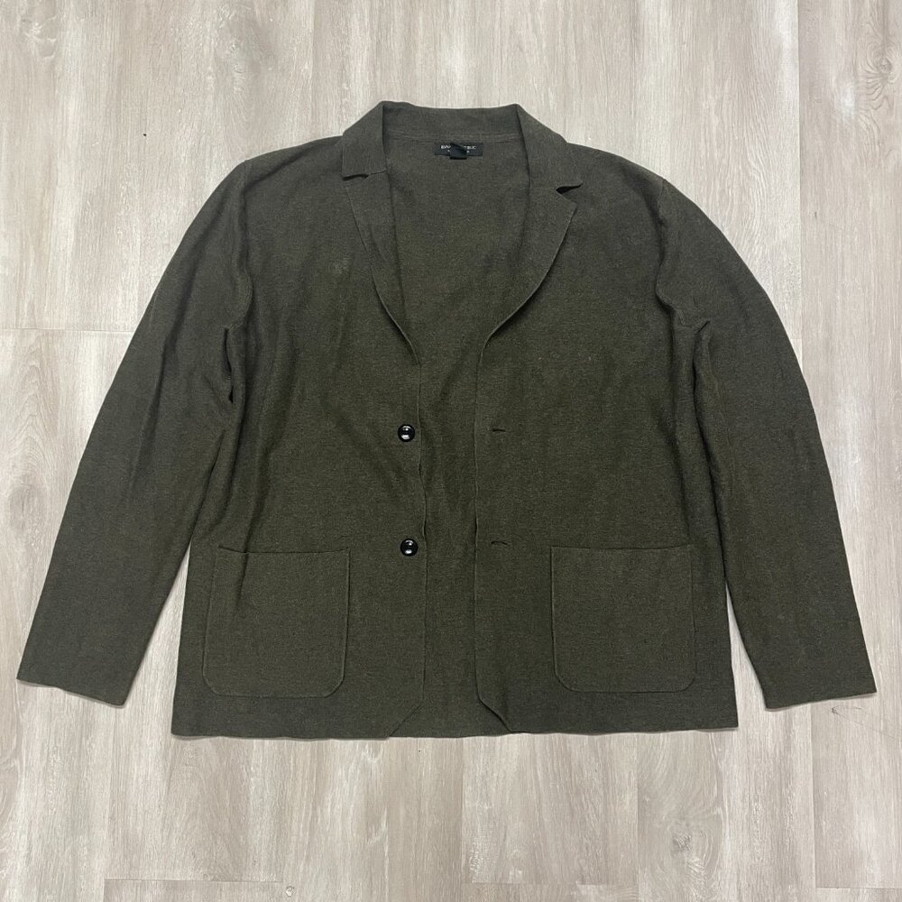 Banana Republic- Unisex Green Long Sleeve Cardigan Sweater 2 Button Top Winter